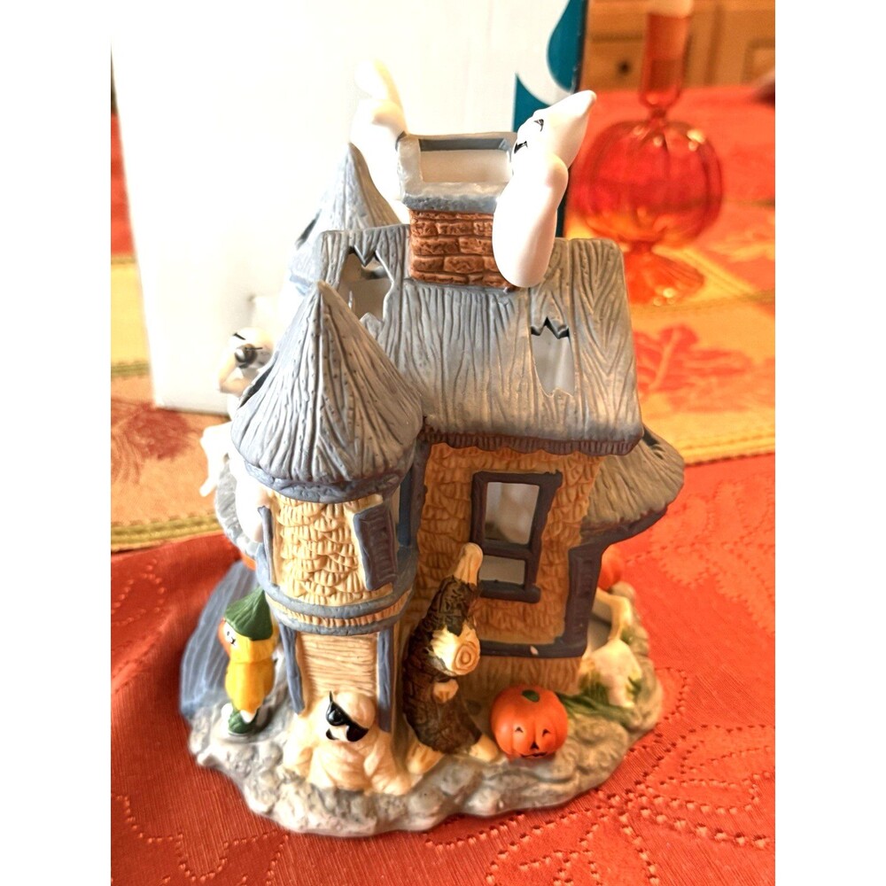 Haunted Halloween PartyLite Tea Light Candle Holder House P7311 W/ Box - Picture 3 of 11
